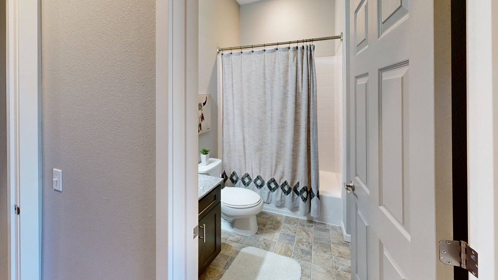 Large Bathroom at Black Feather Apartment Homes, Castle Rock
