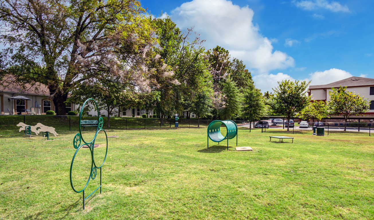 Dog Park at The Ranch at Pinnacle Point Apartments in Rogers, AR