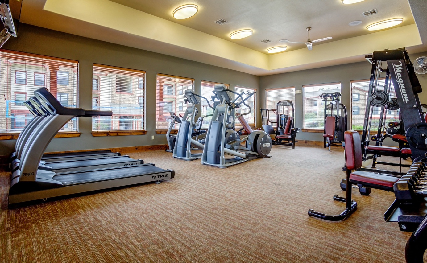 Fitness Center at The Ranch at Pinnacle Point Apartments in Rogers, AR