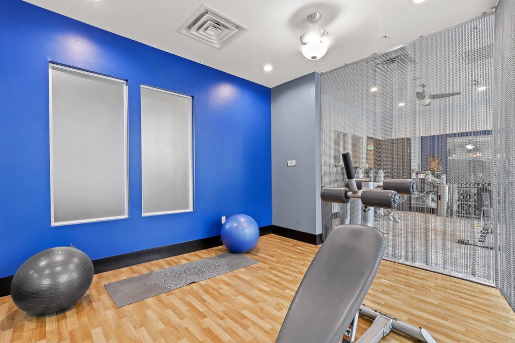 the gym at west link at oak station