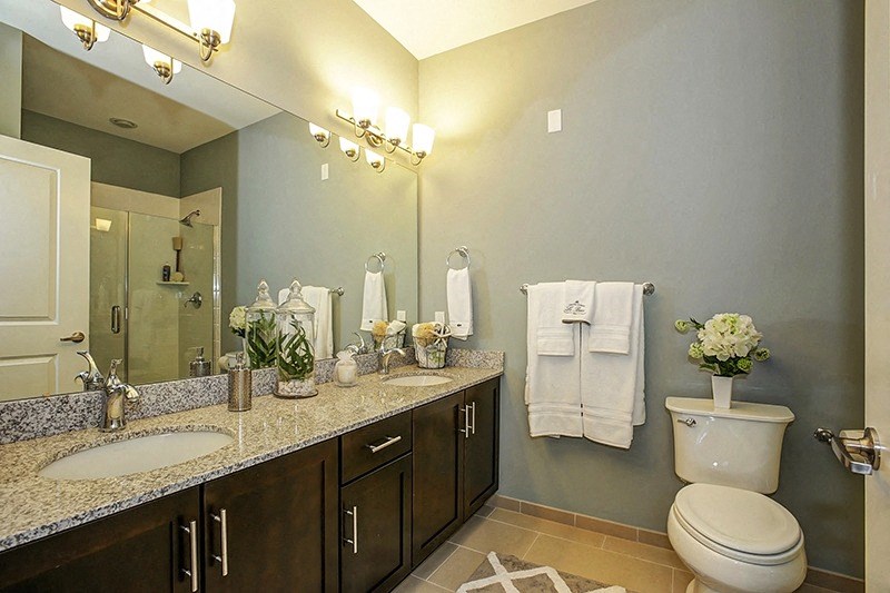 Bathroom at Hillside Club Apartments, Livingston, NJ