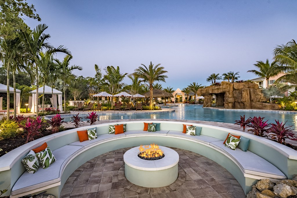 Firepit Patio at The Lotus at Village Walk, Florida