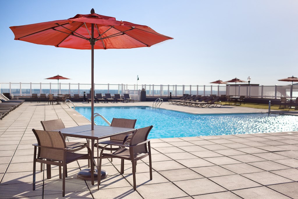 Sundeck at 10 West Apartments, New York 11561