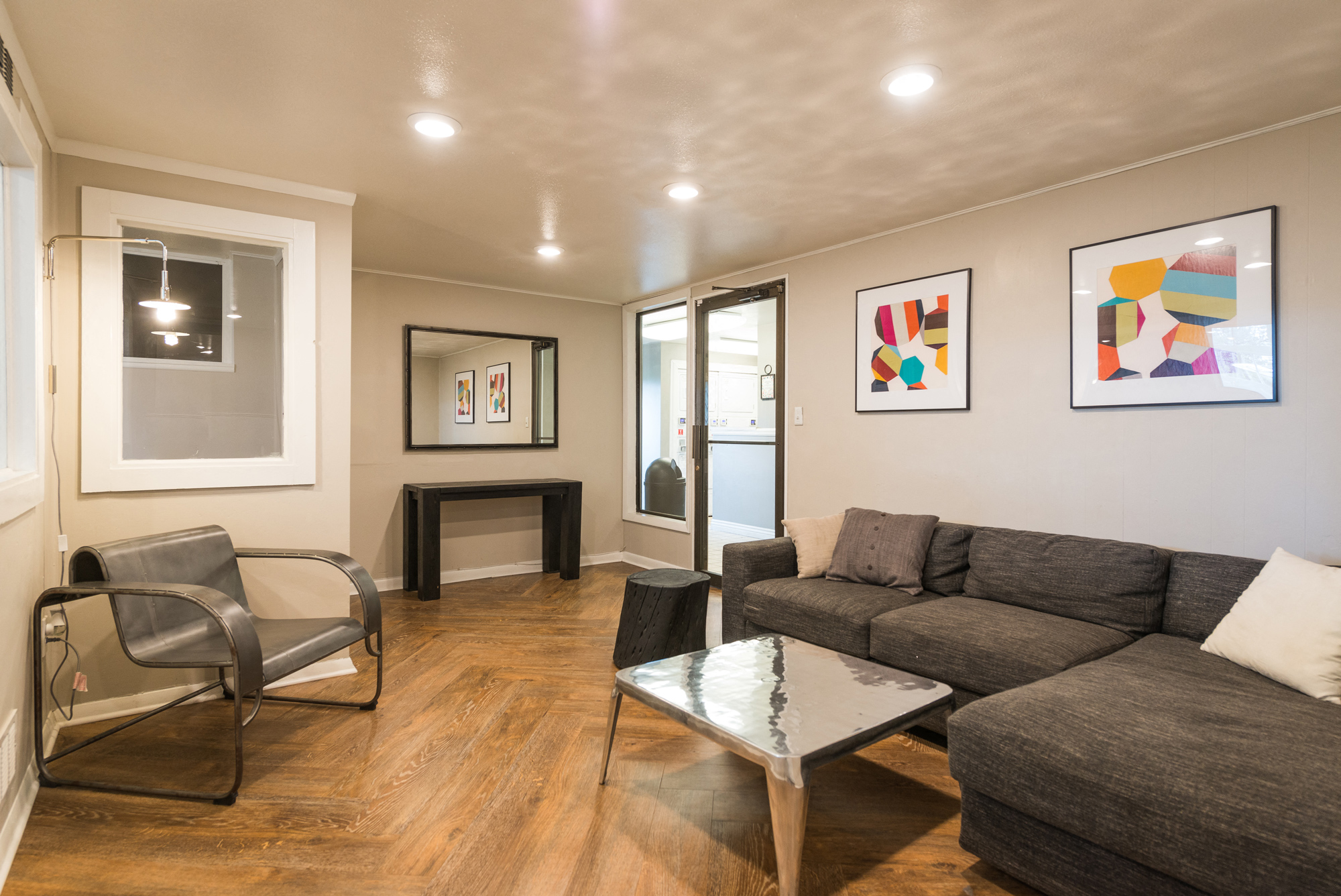 Resident Lounge at Village Gardens Apartments in Fort Collins, CO