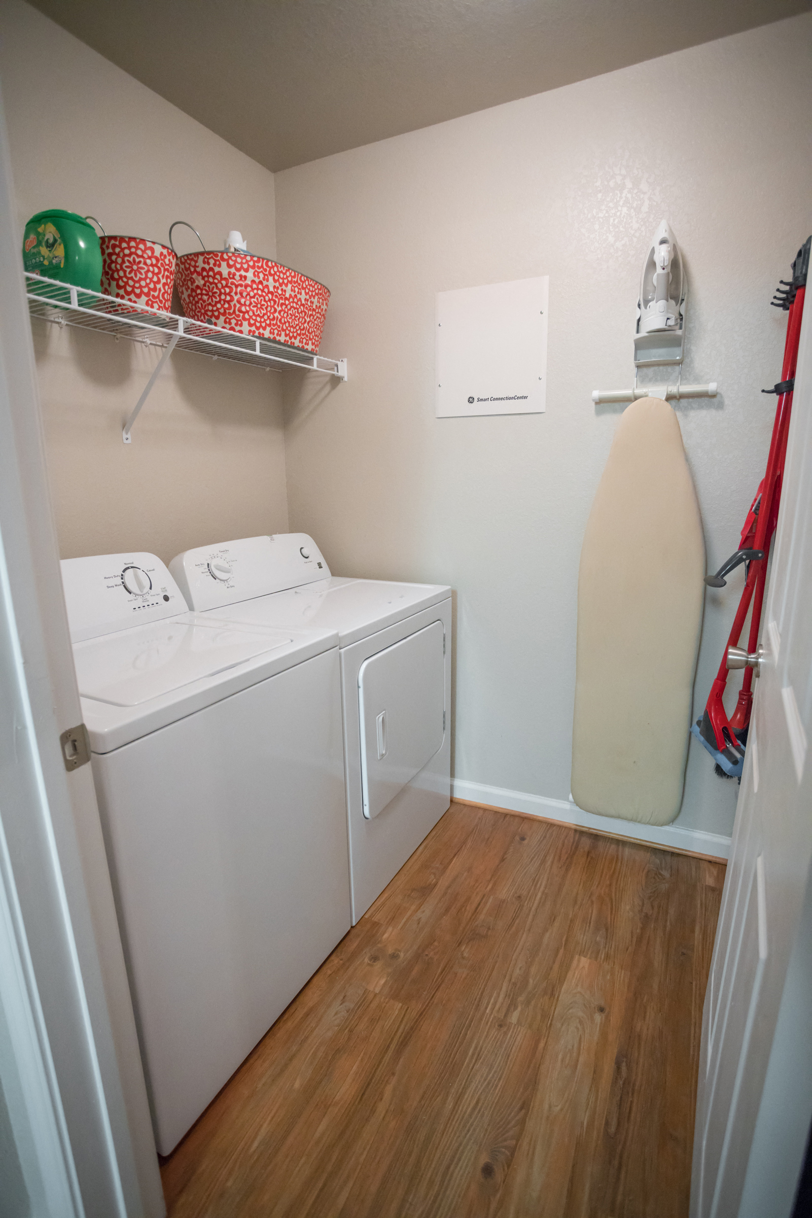 Laundry Room at Verandas at Taylor Oaks Apartments in Montgomery, AL