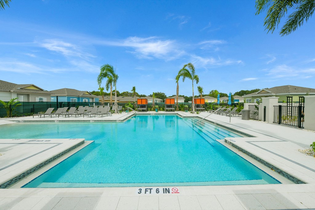 Resort style swimming pool at Estia at Lakewood Ranch, Bradenton, Florida