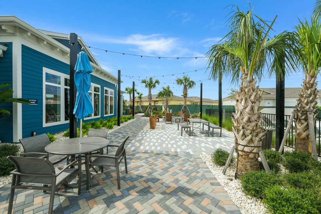 Outdoor living space at Estia at Lakewood Ranch, Bradenton, Florida