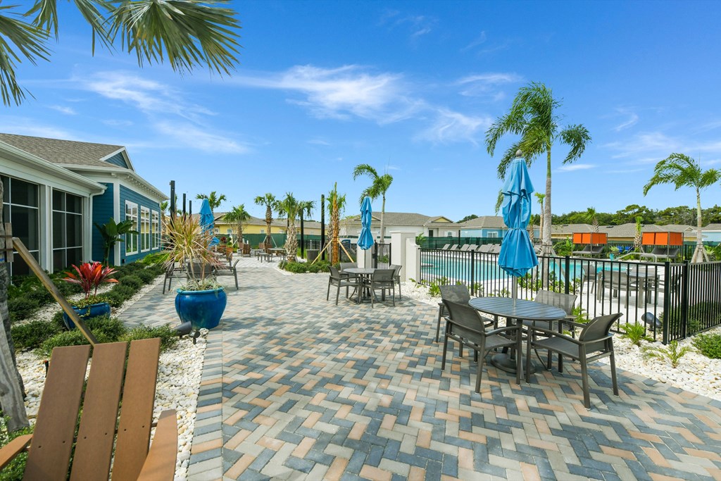 Outdoor living space at Estia at Lakewood Ranch, Bradenton, Florida