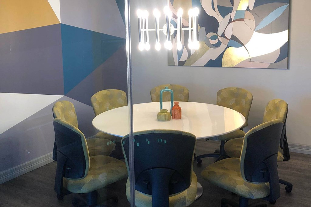 Dining Area at Metro 5514, Houston, Texas