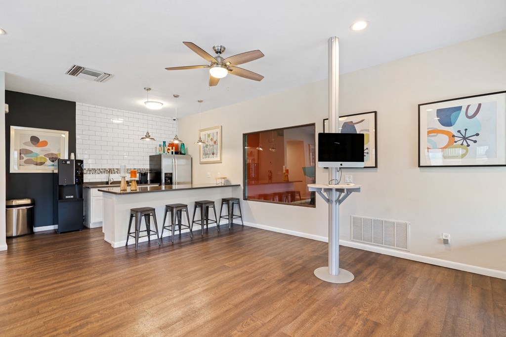 Tech Station with Computer in the Clubhouse at Verde Apartments in Tucson, AZ!
