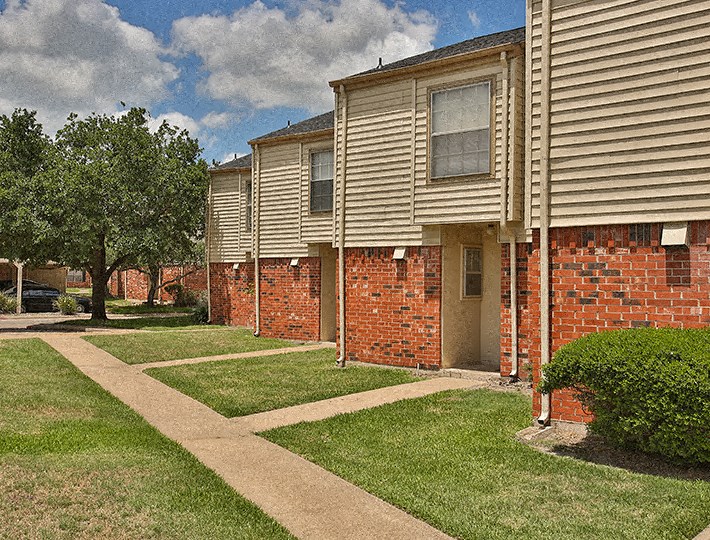 Green Space Walking Trail at Willow Oaks, Texas