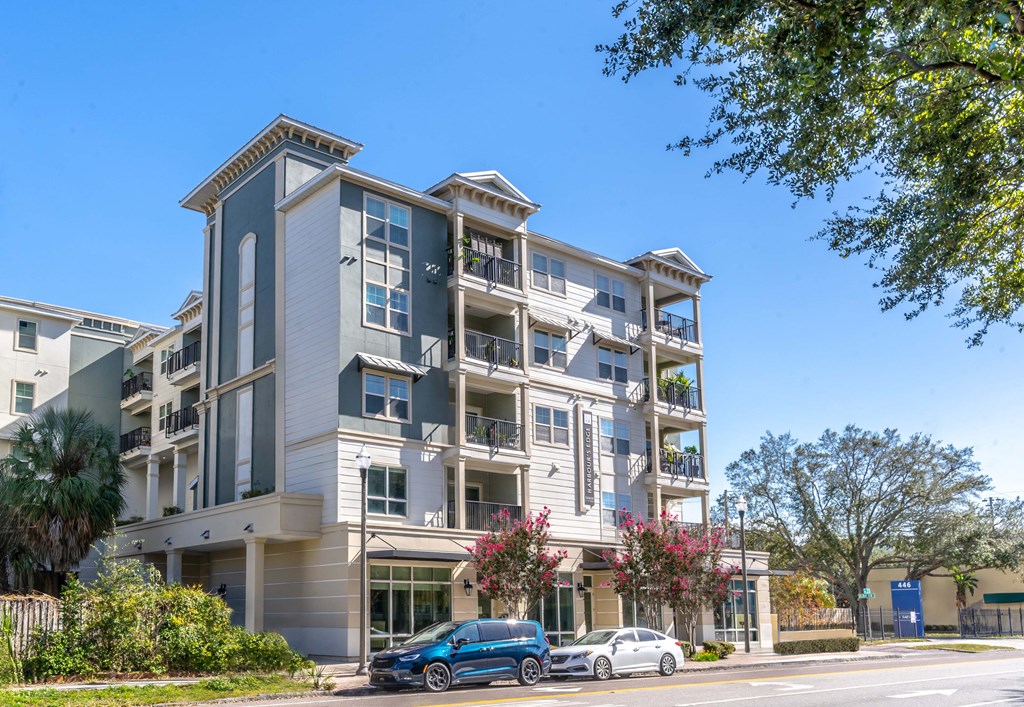 Harbours Edge Apartments, 420 4th Street South, St. Petersburg, FL