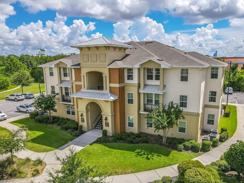 Osceola Bend Apartment Homes, 3201 Espinosa Drive, Kissimmee, FL RentCafe