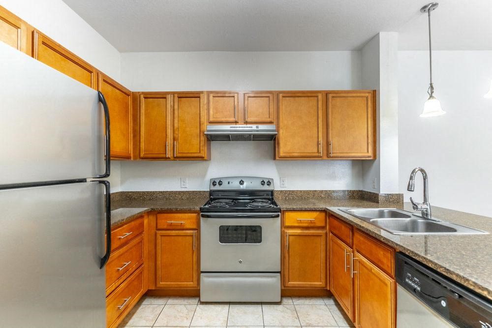 Harbours Edge Apartments, 420 4th Street South, St. Petersburg, FL