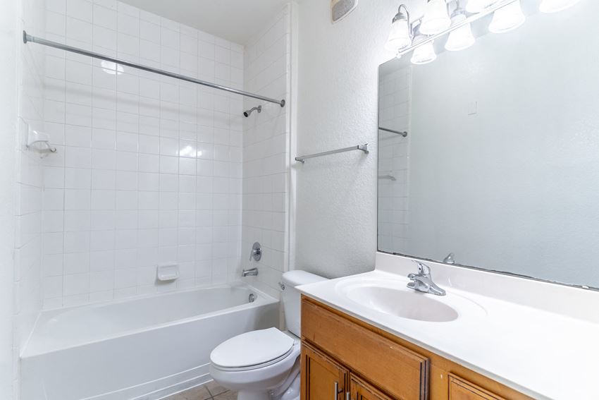 Osceola Bend Apartment Homes, 3201 Espinosa Drive, Kissimmee, FL RentCafe