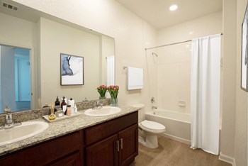Villa - Two and Two Bedroom w/Den - Photo Gallery 73