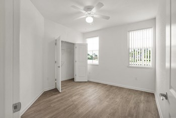 Villa - Two and Two Bedroom w/Den - Photo Gallery 68