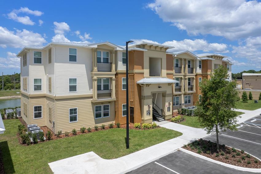 Eudora Reserve Apartments, 2796 Spring Orchard Avenue, Mt. Dora, FL