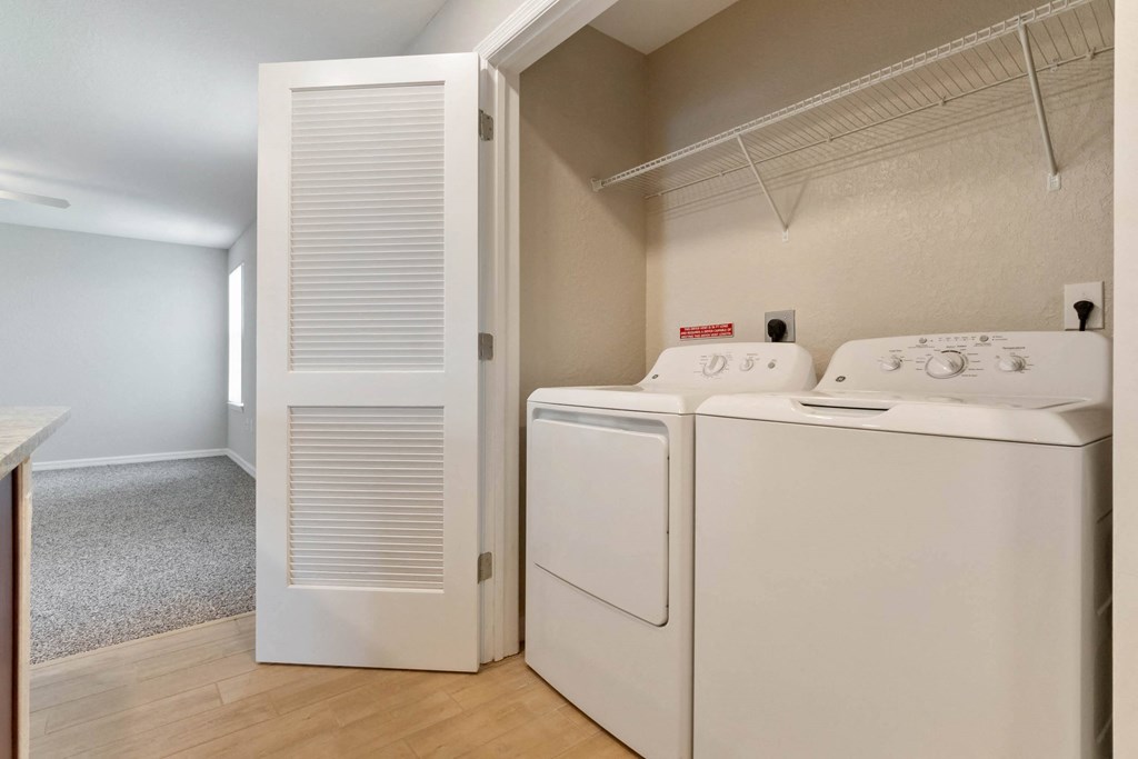 Eudora Reserve Apartments, 2796 Spring Orchard Avenue, Mt. Dora, FL