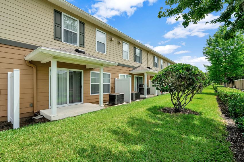 Southwinds Cove Apartments, 3400 Southwinds Cove Way, Leesburg, FL