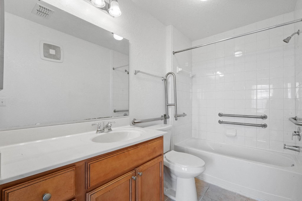 Bathroom with Grab Bars