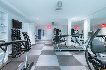Fitness Center - Photo Gallery 23