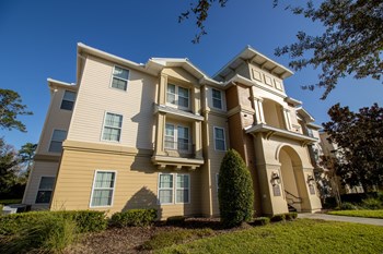 170 Gardenridge Court 1-4 Beds Apartment, Student for Rent - Photo Gallery 2