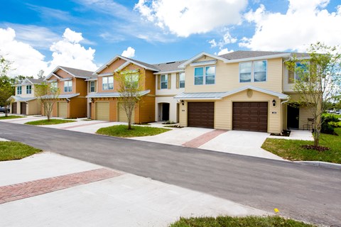 Townhome with Garage