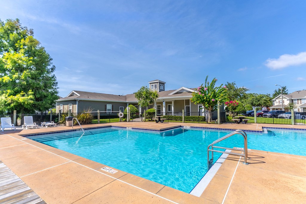 the enclave at homecoming terra vista swimming pool