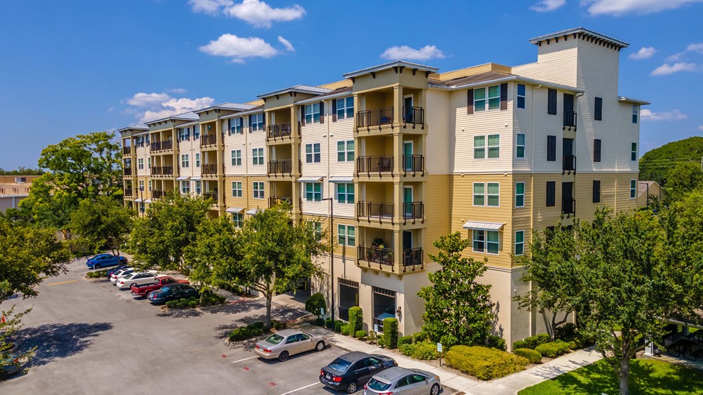 richey woods exterior building