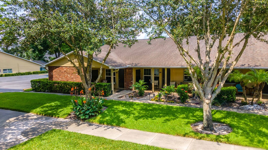 richey woods exterior building