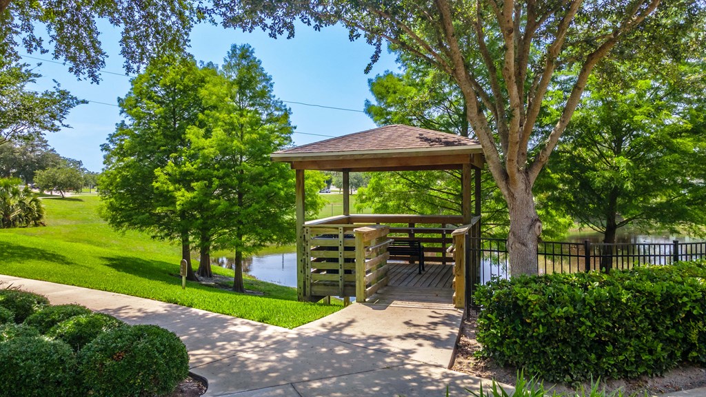 a gazebo at the whispering winds apartments in pearland, tx