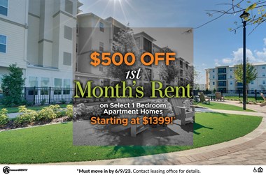 $500 off 1st 1st month's rent