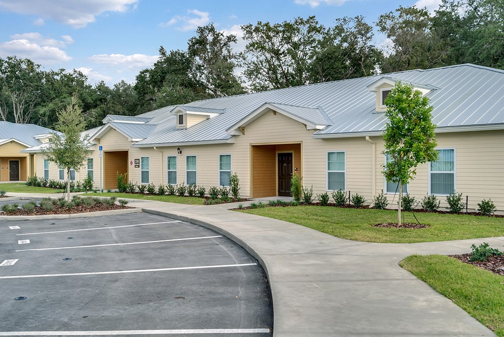 Vineland Landings Apartments, 4480 Foothill Drive, Kissimmee, FL RentCafe