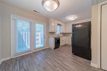 Residences at Belmont - Photo Gallery 4