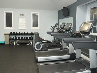 5500 North Main Street 2 Beds Apartment for Rent