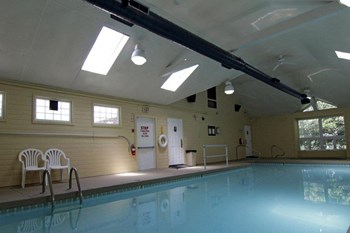 5500 North Main Street Studio-4 Beds Apartment for Rent - Photo Gallery 4