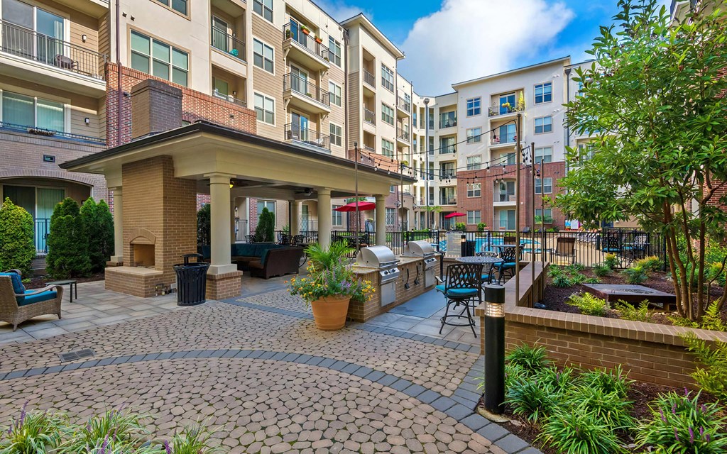 Courtyard at 401 Oberlin, Raleigh, NC