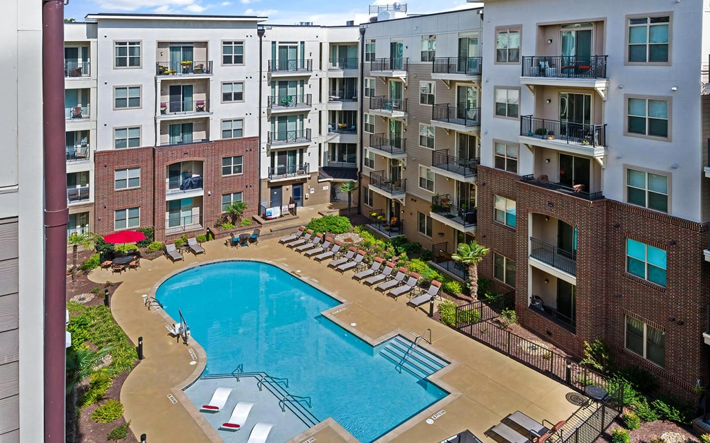 Overhead View of Pool and Courtyard at 401 Oberlin, Raleigh