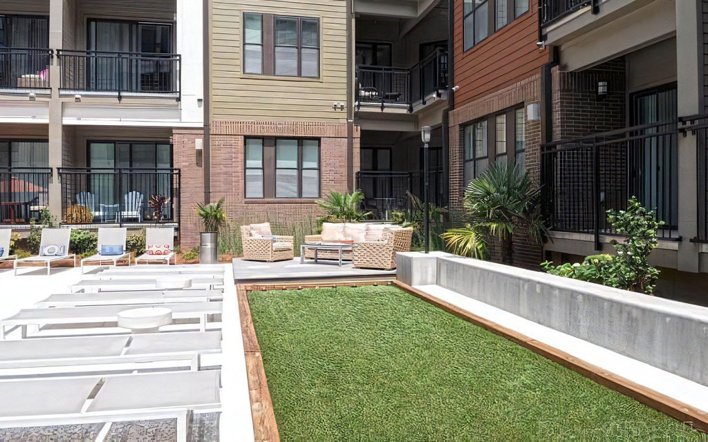 Courtyard Couch Seating