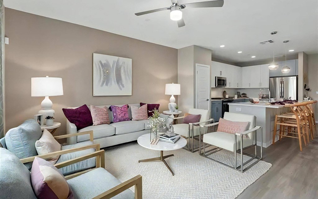 Relaxed Living Space with Ceiling Fan