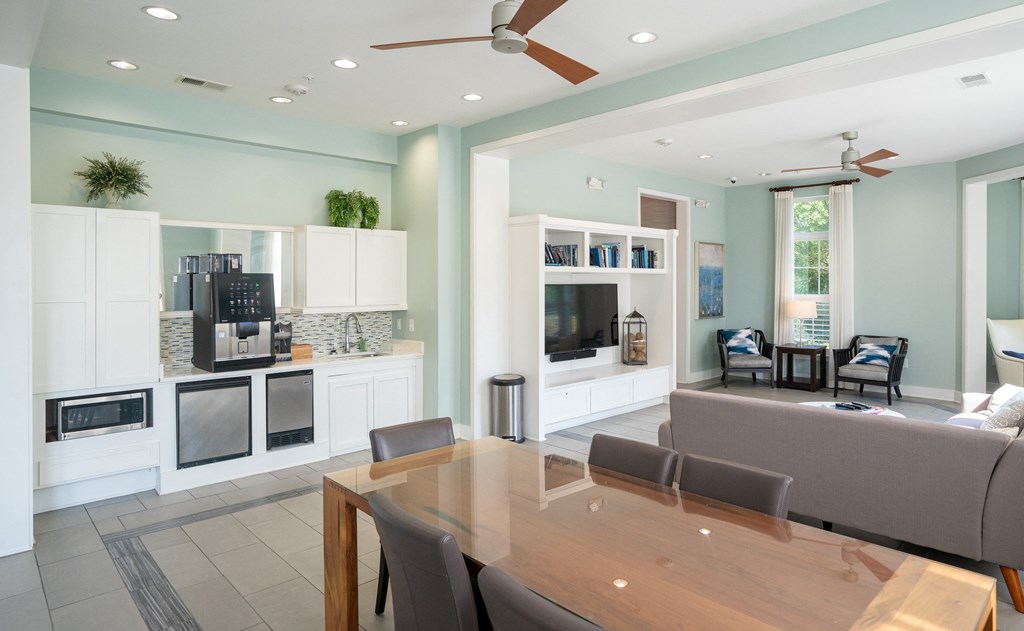 Community Clubroom with Full Beverage Station and Modern Lounge Areas