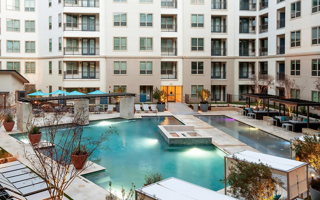 Multiple Swimming Pools