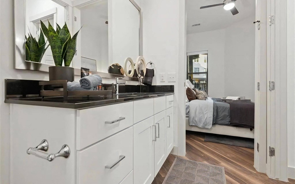 Ensuite Connected to Bedroom