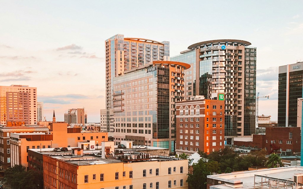City Views Near Enders Place at Baldwin Park in a Bustling Urban Core