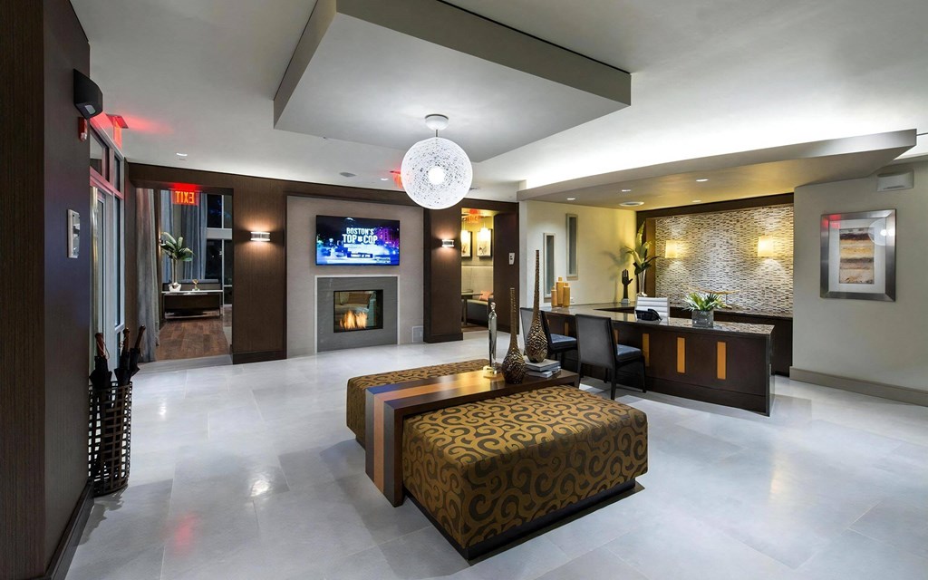 Lobby with Leasing Desks