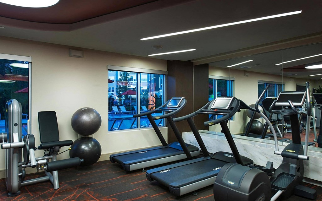 24 Hour Fitness Center for Cardio