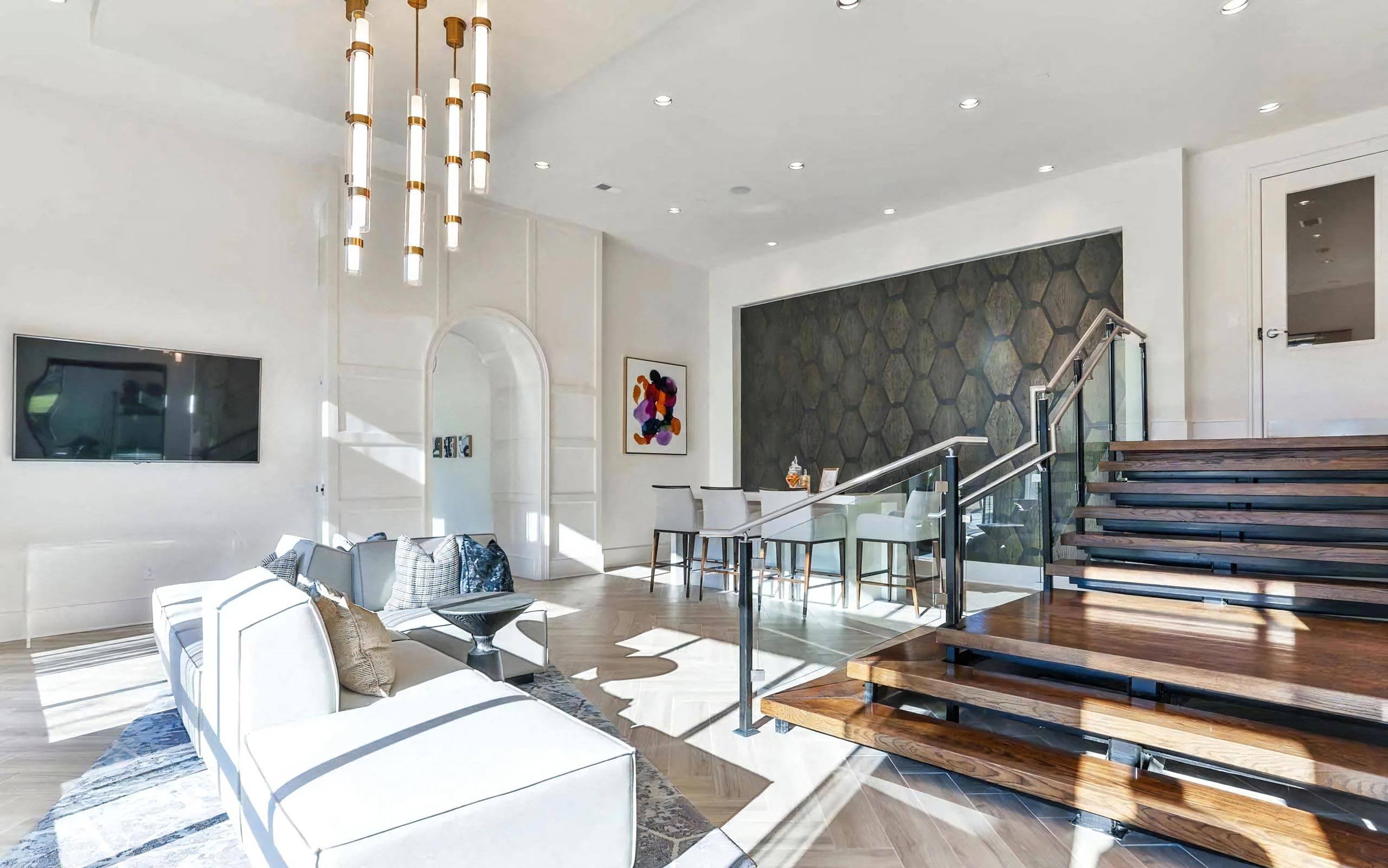 The Lights At Northwinds is a similar property to Avana North Point Apartments located in Alpharetta