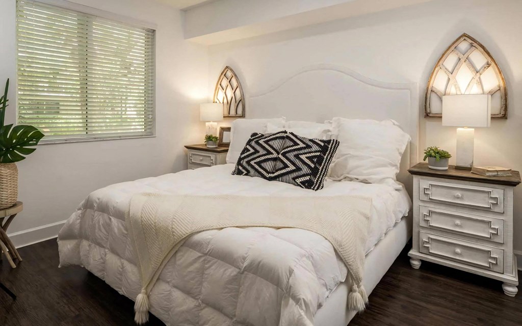 Oversized Bedrooms That Fit King Sized Beds Oversized Bedrooms That Fit King Sized Beds