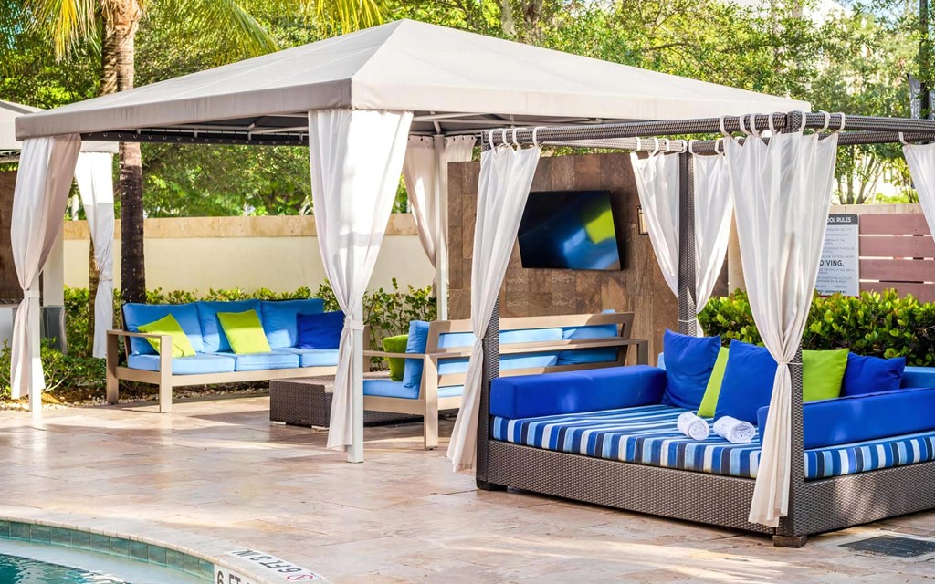 Poolside Cabanas with Flat Screen TV